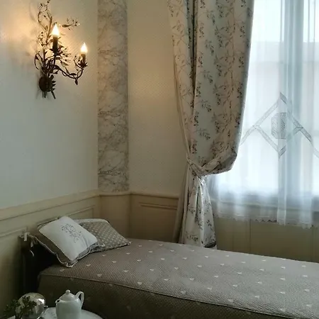 Maison A Remonter Le Temps * 塞纳河畔诺让